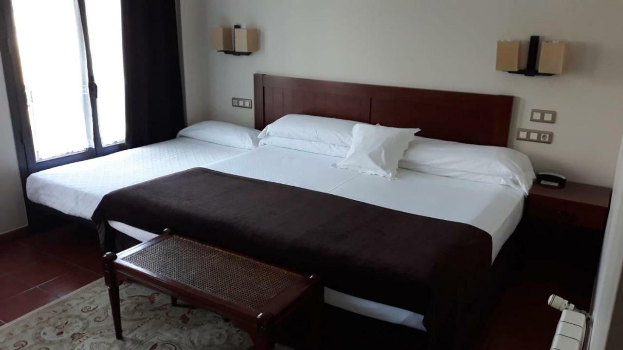 Double Room,830346128:JPEG